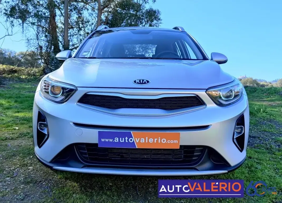 Kia Stonic 2021 - 14950 EUR, 58240 km - AUTO.MOTO.pt - 58240km - foto 9 de 29