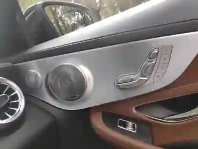 Mercedes-Benz C 43 AMG 2017 - 52900 EUR, 109000 km - AUTO.MOTO.pt - 109000km - foto 13 de 14