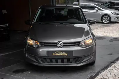 Volkswagen Polo 2011 - 6900 EUR, 195710 km - AUTO.MOTO.pt - 195710km - foto 7 de 23