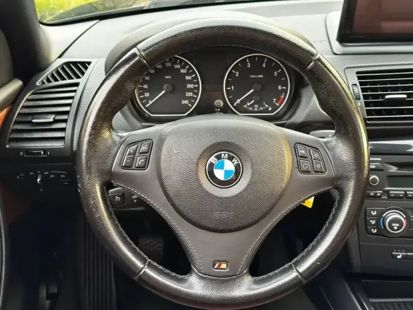 BMW 118 2008 - 9999 EUR, 248720 km - AUTO.MOTO.pt - 248720km - foto 15 de 47