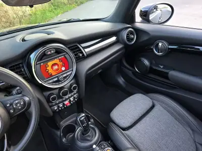 MINI 2024 - 20900 EUR, 50900 km - AUTO.MOTO.pt - 50900km - foto 18 de 35