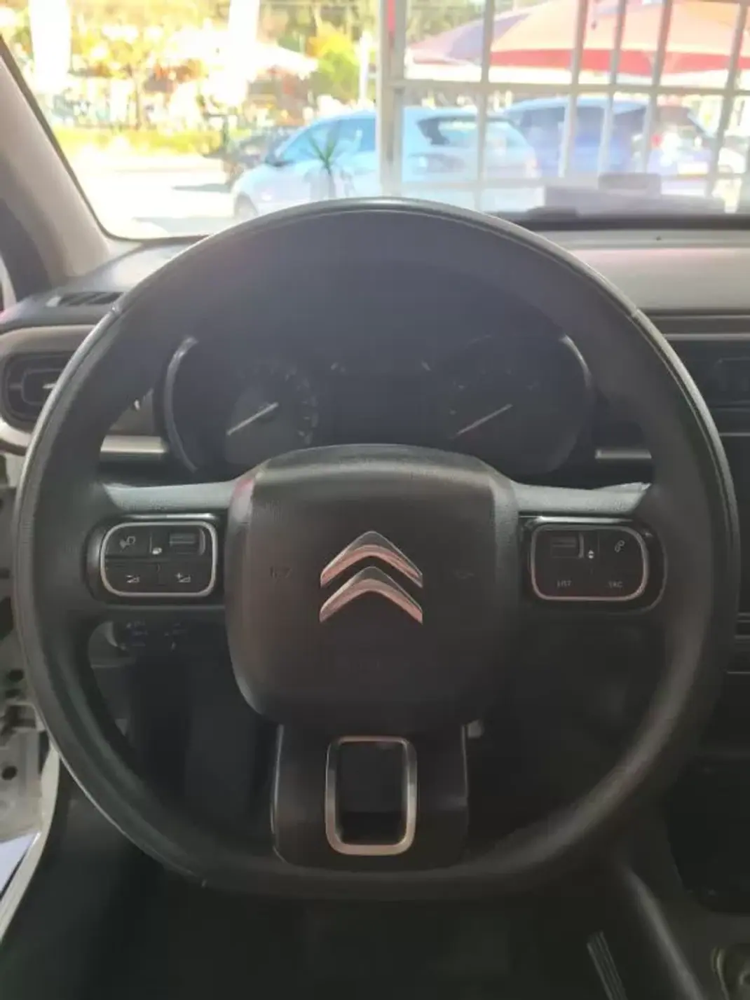 Citroën C3 2019 - 12700 EUR, 91000 km - 91000km - foto 9 de 14