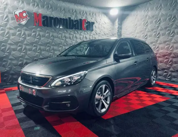 Peugeot 308 2019 - 12990 EUR, 119631 km - AUTO.MOTO.pt - 119631km - foto 13 de 26