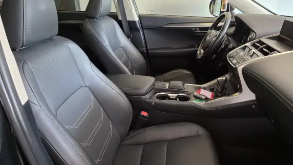 Lexus NX 300h 2018 - 31900 EUR, 78634 km - AUTO.MOTO.pt - 78634km - foto 59 de 65