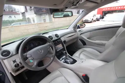 Mercedes-Benz CLK 240 2002 - 8990 EUR, 213000 km - AUTO.MOTO.pt - 213000km - foto 17 de 24