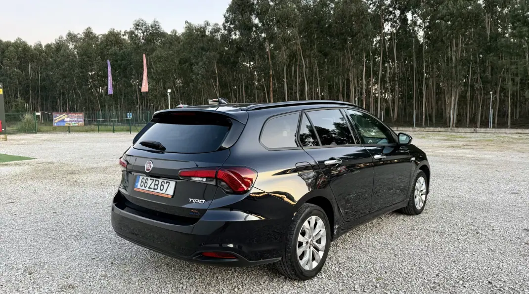 Fiat Tipo Station Wagon 2019 - 12900 EUR, 137000 km - AUTO.MOTO.pt - 137000km - foto 16 de 43