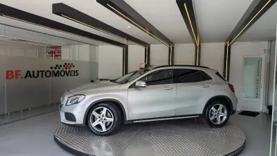 Mercedes-Benz GLA 180 2018 - 24900 EUR, 41570 km - 41570km - foto 12 de 52