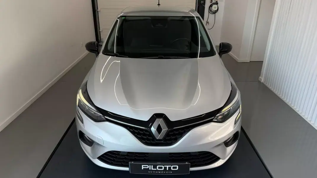 Renault Clio 2021 - 11490 EUR, 171078 km - AUTO.MOTO.pt - 171078km - foto 3 de 27