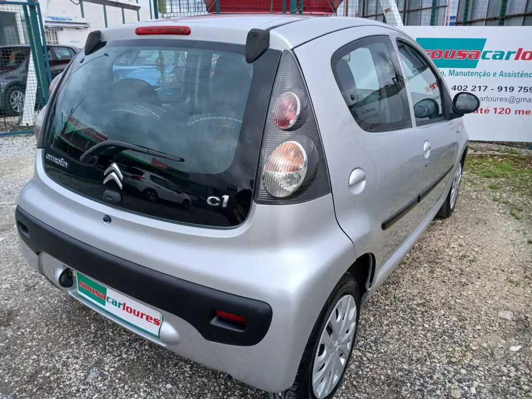 Citroën C1 2013 - 5650 EUR, 177053 km - AUTO.MOTO.pt - 177053km - foto 7 de 24