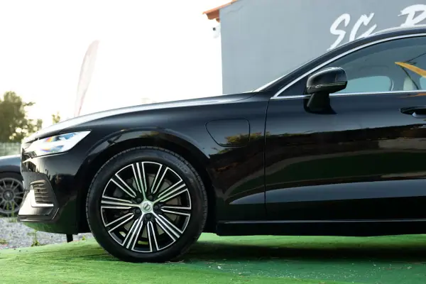 Volvo V60 2.0 T6 AWD TE Inscription Expression 2021 Híbrido Plug-In