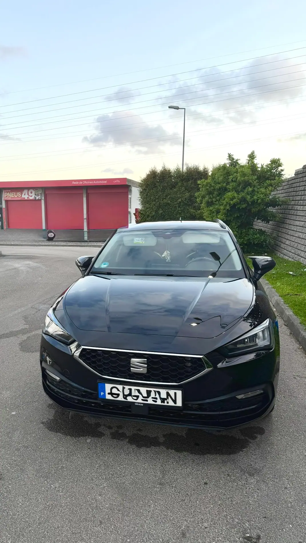 SEAT Leon 2024 - 18500 EUR, 41000 km - AUTO.MOTO.pt - 41000km - foto 1 de 11