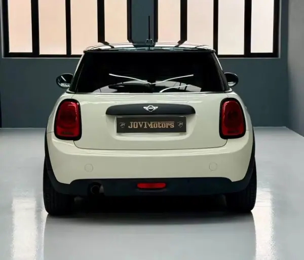 MINI 3 Portas 2015 - 12950 EUR, 200392 km - AUTO.MOTO.pt - 200392km - foto 9 de 14