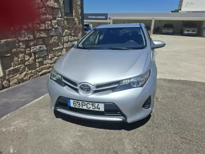 Toyota Auris Touring Sports 2014 - 9920 EUR, 222597 km - AUTO.MOTO.pt - 222597km - foto 14 de 14