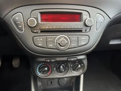 Opel Corsa 2018 - 9990 EUR, 143490 km - AUTO.MOTO.pt - 143490km - foto 14 de 18