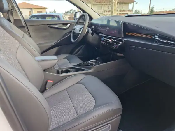 Kia Niro EV 2024 - 33500 EUR, 1700 km - AUTO.MOTO.pt - 1700km - foto 41 de 48
