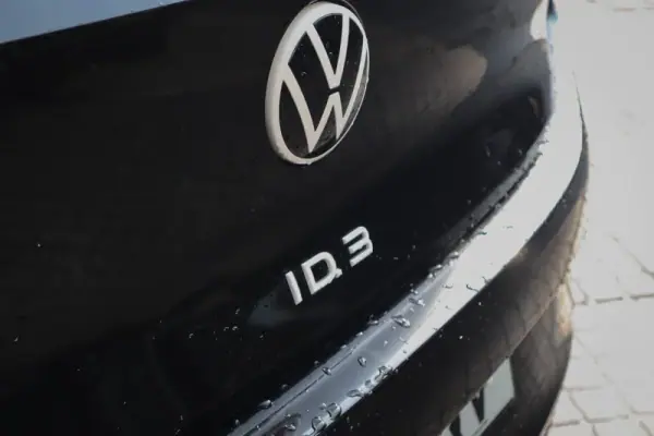 Volkswagen ID.3 2024 - 29990 EUR, 15120 km - AUTO.MOTO.pt - 15120km - foto 14 de 27