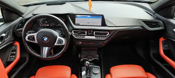 BMW 216 Gran Coupé 2020 - 26500 EUR, 130000 km - AUTO.MOTO.pt - 130000km - foto 14 de 37