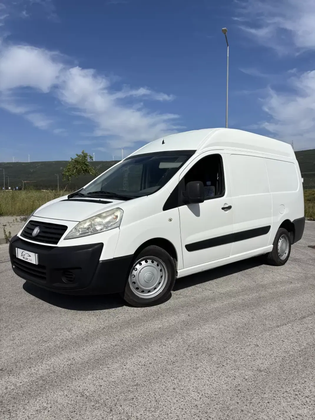 Fiat Scudo 2008 - 8900 EUR, 262000 km - AUTO.MOTO.pt - 262000km - foto 5 de 8