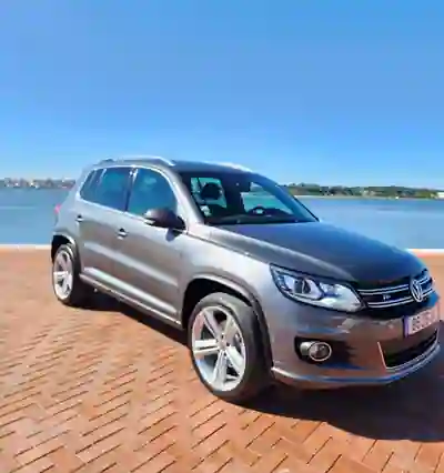 Volkswagen Tiguan 2014 - 15699 EUR, 119000 km - AUTO.MOTO.pt - 119000km - foto 4 de 9