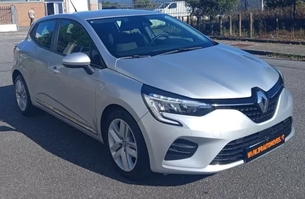 Renault Clio 2021 - 12490 EUR, 89100 km - AUTO.MOTO.pt - 89100km - foto 3 de 18