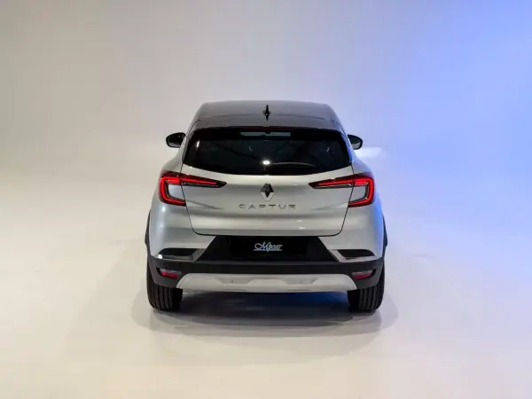 Renault Captur 2023 — foto 2 de 25