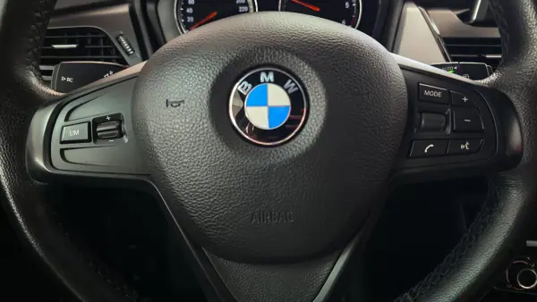 BMW 216 Active Tourer 2018 - 16890 EUR, 83598 km - AUTO.MOTO.pt - 83598km - foto 20 de 44