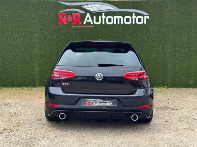 Volkswagen Golf 2019 - 27990 EUR, 110000 km - AUTO.MOTO.pt - 110000km - foto 12 de 33