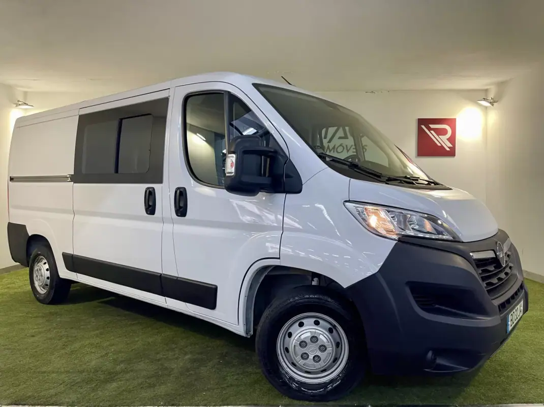Opel Movano 2023 - 29500 EUR, 82000 km - AUTO.MOTO.pt - 82000km - foto 7 de 30