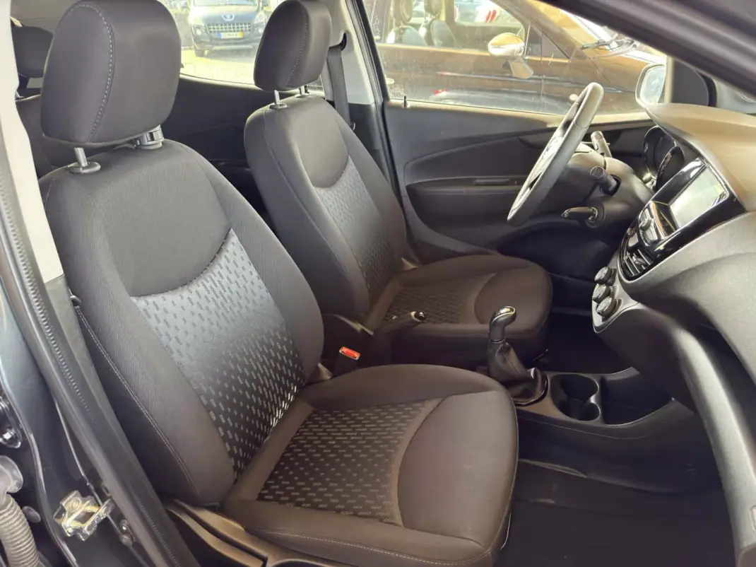 Opel Karl 2019 - 10950 EUR, 60330 km - AUTO.MOTO.pt - 60330km - foto 23 de 25