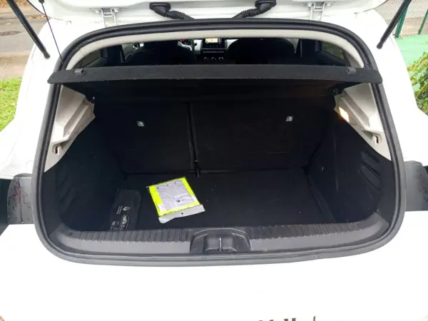 Renault Clio 2022 - 14990 EUR, 161494 km - 161494km - foto 8 de 10