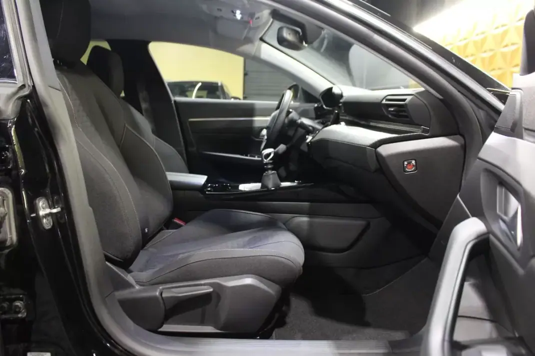 Peugeot 508 SW 2020 - 17800 EUR, 78000 km - AUTO.MOTO.pt - 78000km - foto 16 de 33