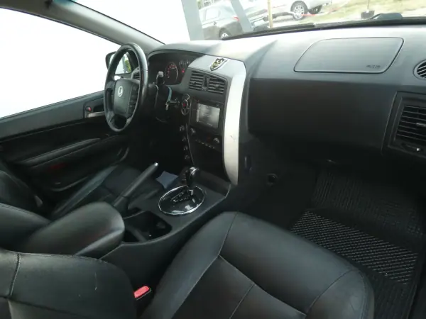 SsangYong Actyon Sports 2014 - 19500 EUR, 88000 km - AUTO.MOTO.pt - 88000km - foto 23 de 40