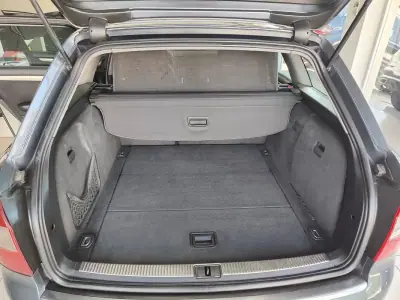 Audi A4 Avant 2004 - 6250 EUR, 348000 km - AUTO.MOTO.pt - 348000km - foto 16 de 34