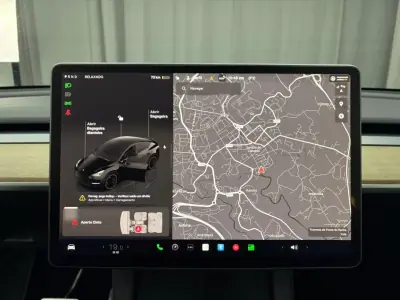 Tesla Model Y 2022 - 32500 EUR, 166000 km - 166000km - foto 11 de 21