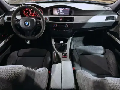 BMW 318 2011 - 15990 EUR, 197590 km - AUTO.MOTO.pt - 197590km - foto 8 de 27