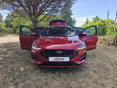 Ford Focus 2023 - 17750 EUR, 76000 km - AUTO.MOTO.pt - 76000km - foto 11 de 39