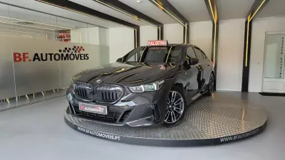 BMW 520 2023 - 49900 EUR, 46079 km - AUTO.MOTO.pt - 46079km - foto 11 de 60