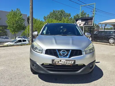 Nissan Qashqai 2010 - 7950 EUR, 328682 km - 328682km - foto 2 de 42