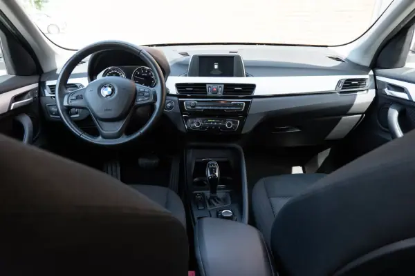 BMW X1 2019 - 20900 EUR, 83380 km - AUTO.MOTO.pt - 83380km - foto 9 de 22