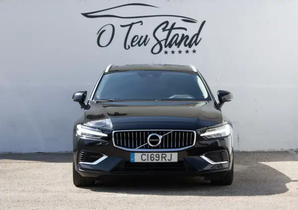 Volvo V60 2022 - 25500 EUR, 123000 km - AUTO.MOTO.pt - 123000km - foto 3 de 63