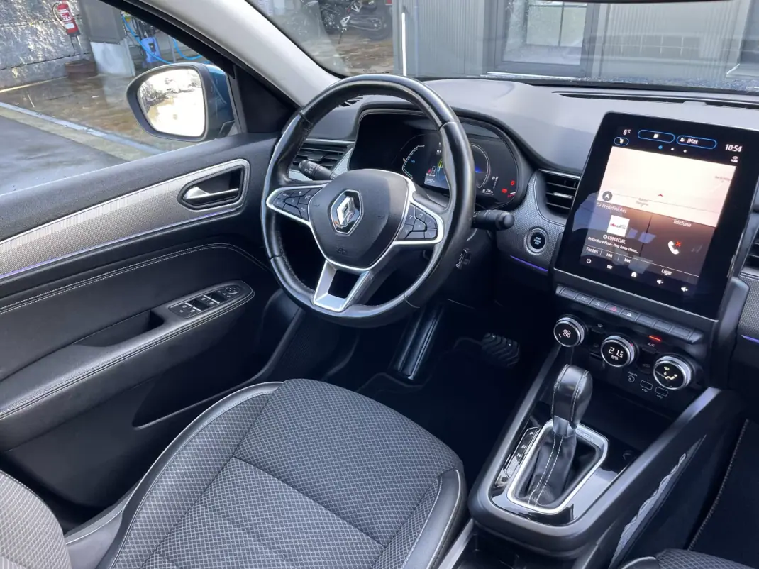 Renault Arkana 2021 - 22500 EUR, 54982 km - AUTO.MOTO.pt - 54982km - foto 19 de 20