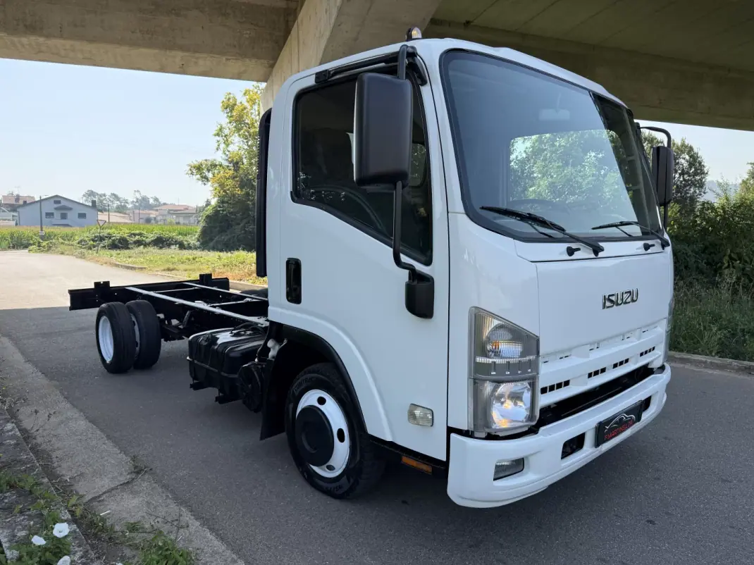 Isuzu NNR 35.120 2010 - 22990 EUR, 190000 km - 190000km - foto 9 de 21