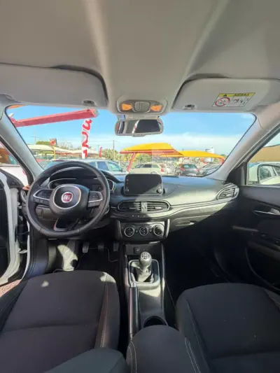 Fiat Tipo 2019 - 11500 EUR, 126375 km - AUTO.MOTO.pt - 126375km - foto 7 de 9