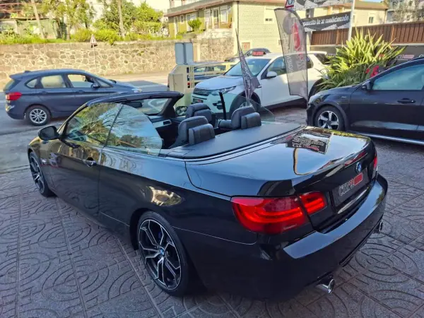 BMW 320 2010 - 14900 EUR, 220000 km - AUTO.MOTO.pt - 220000km - foto 11 de 42