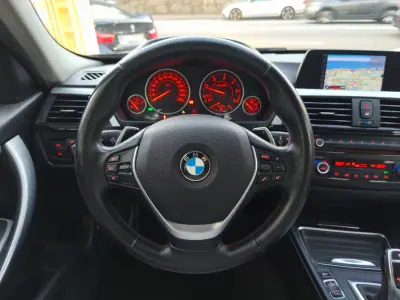 BMW 320 2012 - 13900 EUR, 320000 km - AUTO.MOTO.pt - 320000km - foto 36 de 37