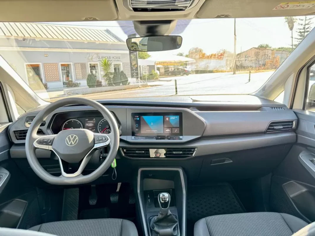 Volkswagen Caddy 2024 - 34950 EUR, 35345 km - AUTO.MOTO.pt - 35345km - foto 6 de 10