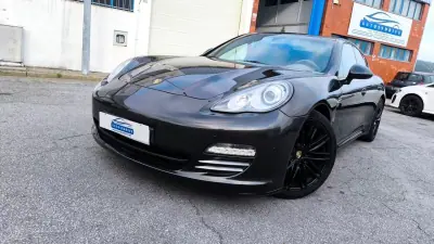 Porsche Panamera 2011 - 26900 EUR, 193000 km - AUTO.MOTO.pt - 193000km - foto 13 de 21