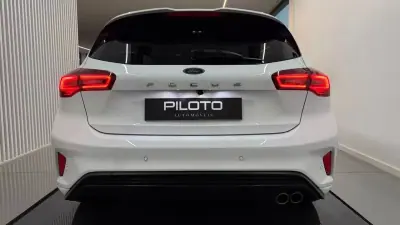 Ford Focus 2025 - 22990 EUR, 11701 km - AUTO.MOTO.pt - 11701km - foto 9 de 35