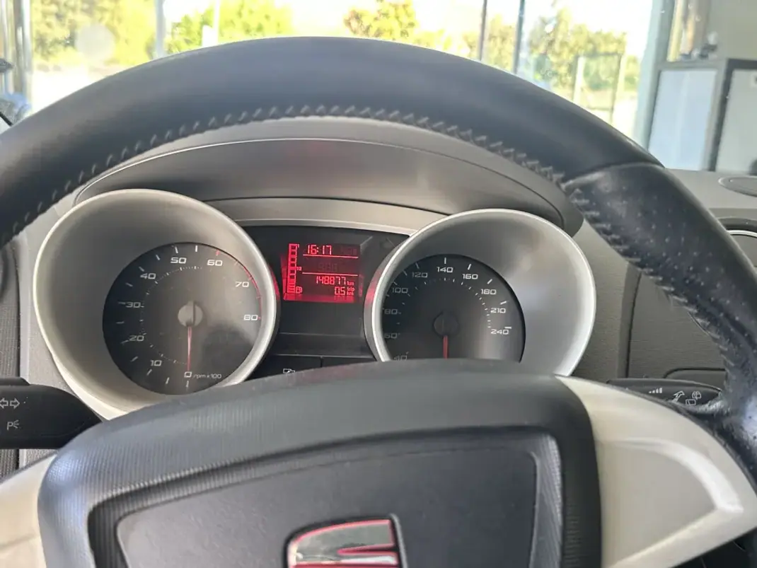 SEAT Ibiza ST 2011 - 6890 EUR, 148920 km - 148920km - foto 10 de 21