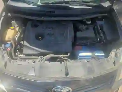 Toyota Auris 2012 - 9000 EUR, 130000 km - AUTO.MOTO.pt - 130000km - foto 13 de 13